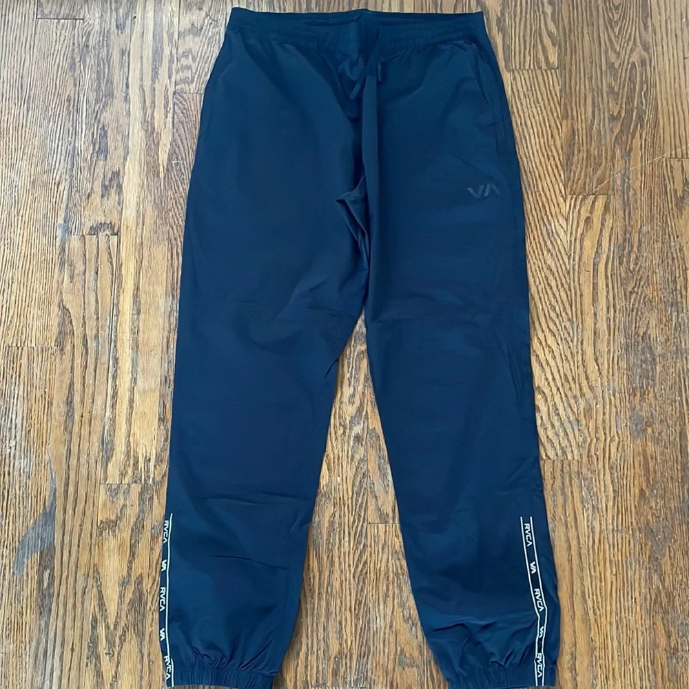 EUC- Mens RVCA Joggers - Picture 2 of 4